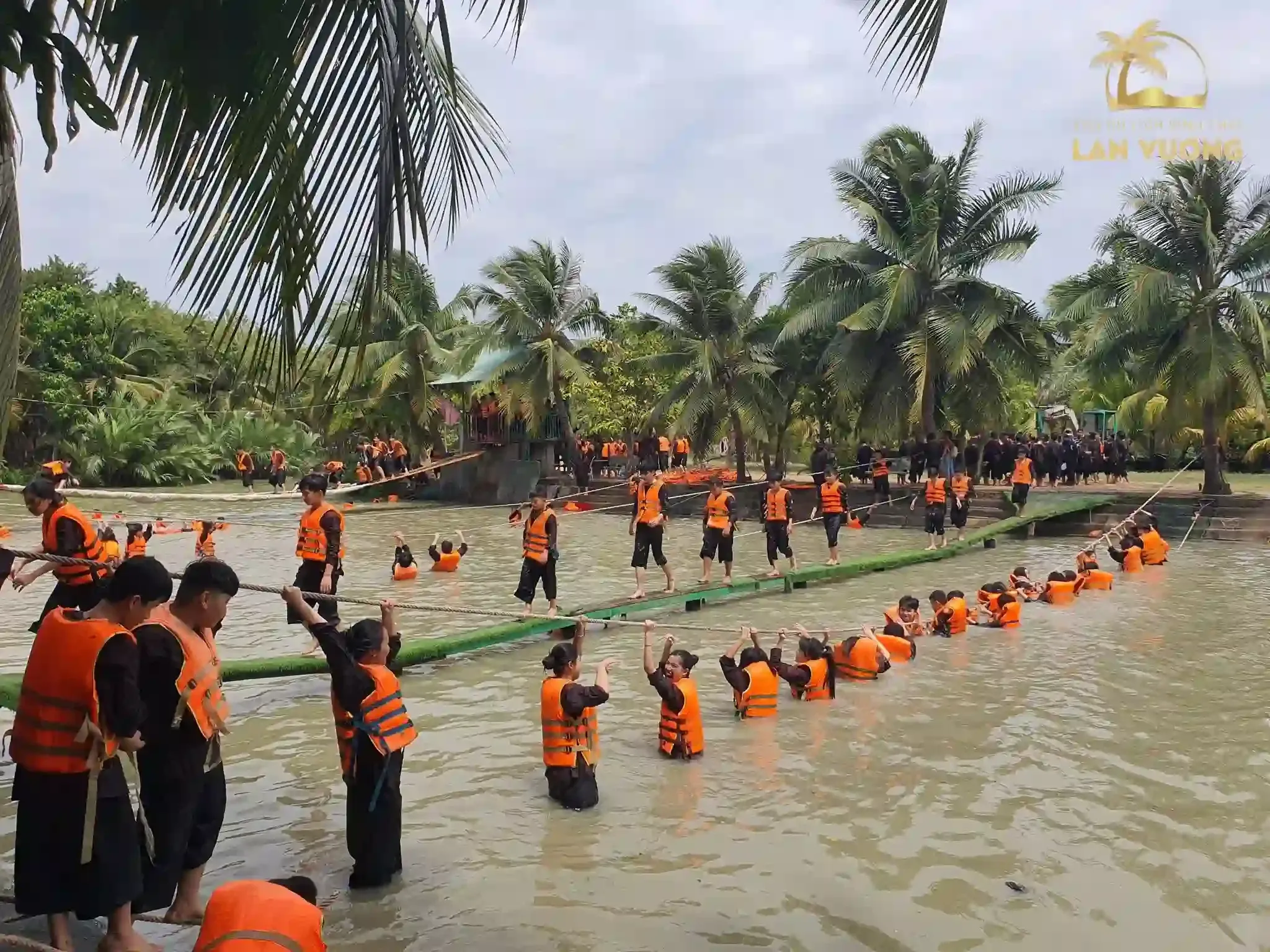 Trải nghiệm đậm chất miền Tây tại Khu du lịch Lan Vương