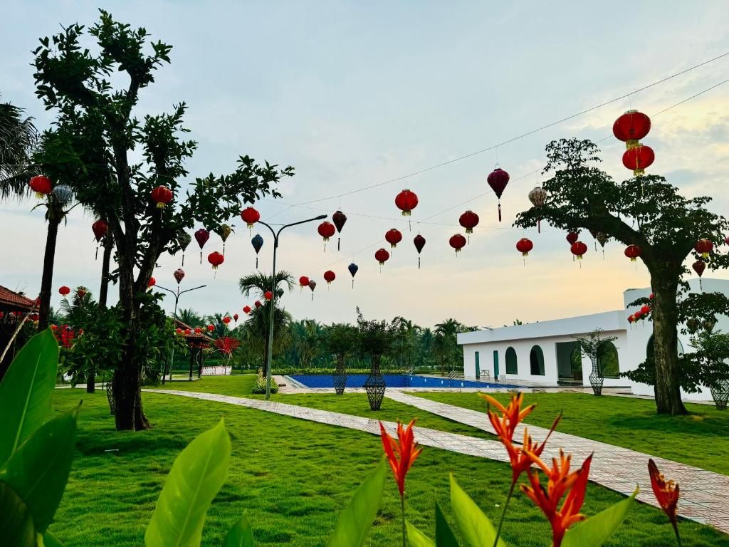trai nghiem dang cap tai khach san vinhomes huynh o ben tre 4