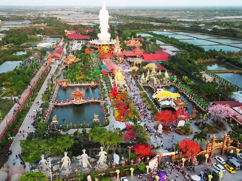 Khám phá Chùa Vạn Phước – Viên ngọc tâm linh tại Bến Tre