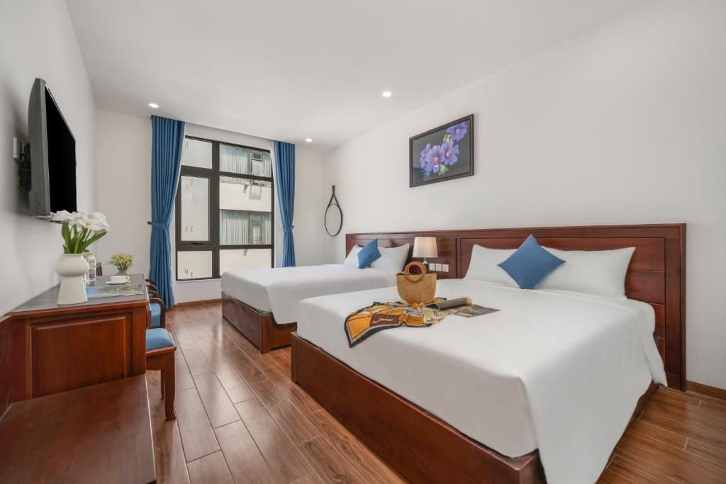 sea near me hotel khach san noi tieng o da nang thu hut nhieu khach moi nam